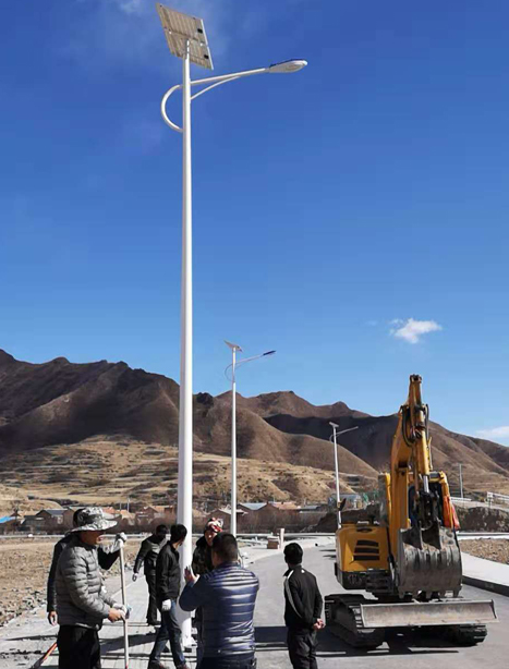 甘南碌曲10米伊宁市太阳能路灯项目