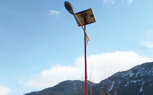 如何选择高质量的伊宁市太阳能路灯材料：全方位指南